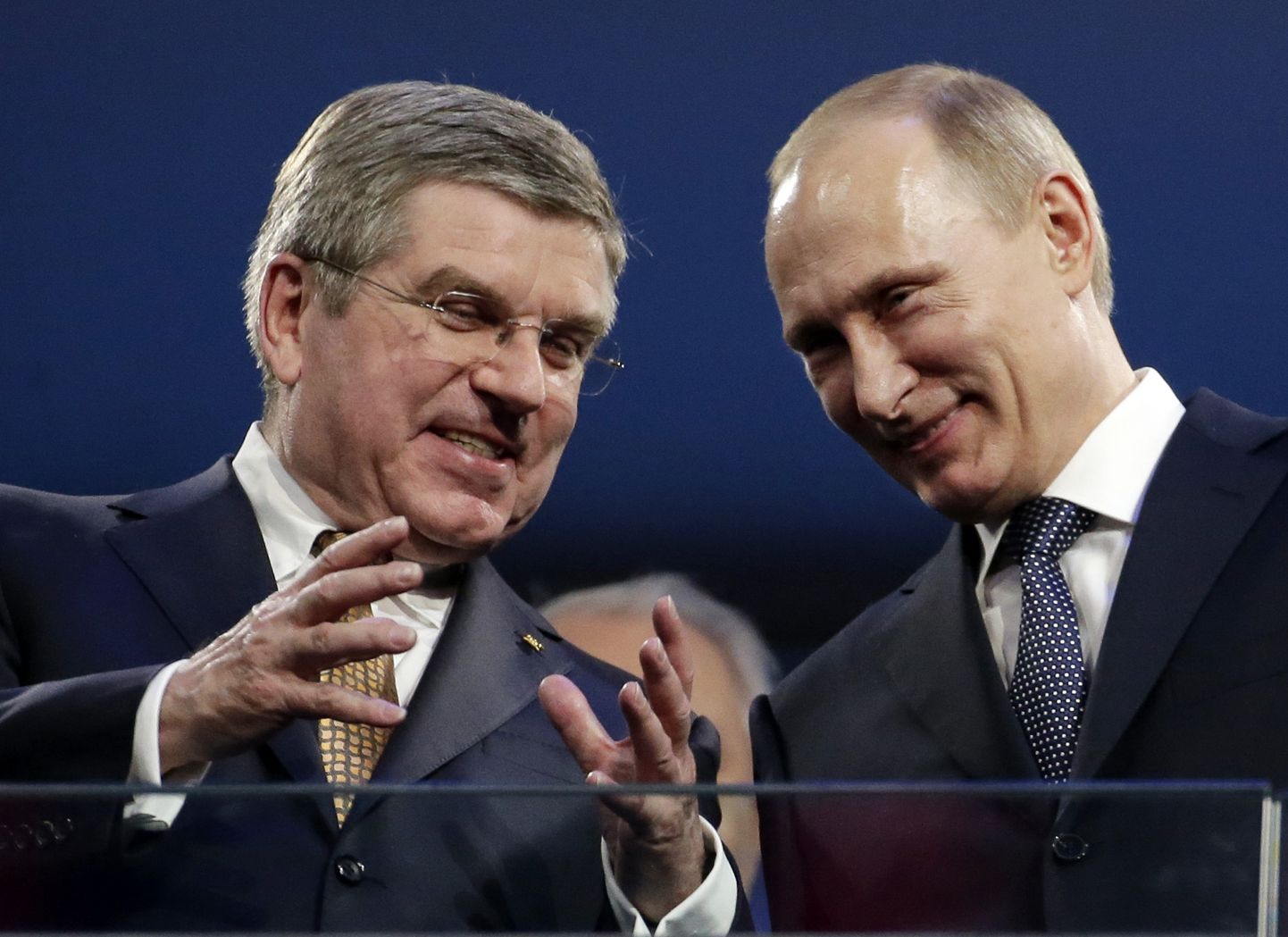 ROKi president Thomas Bach (vasakul) ja Vladimir Putin.