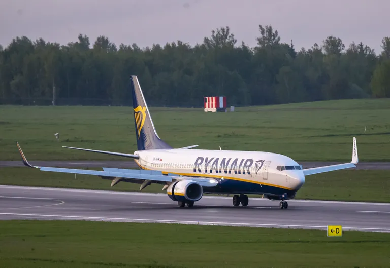 Ryanairi lennuk lõpuks Vilniusesse jõudmas.