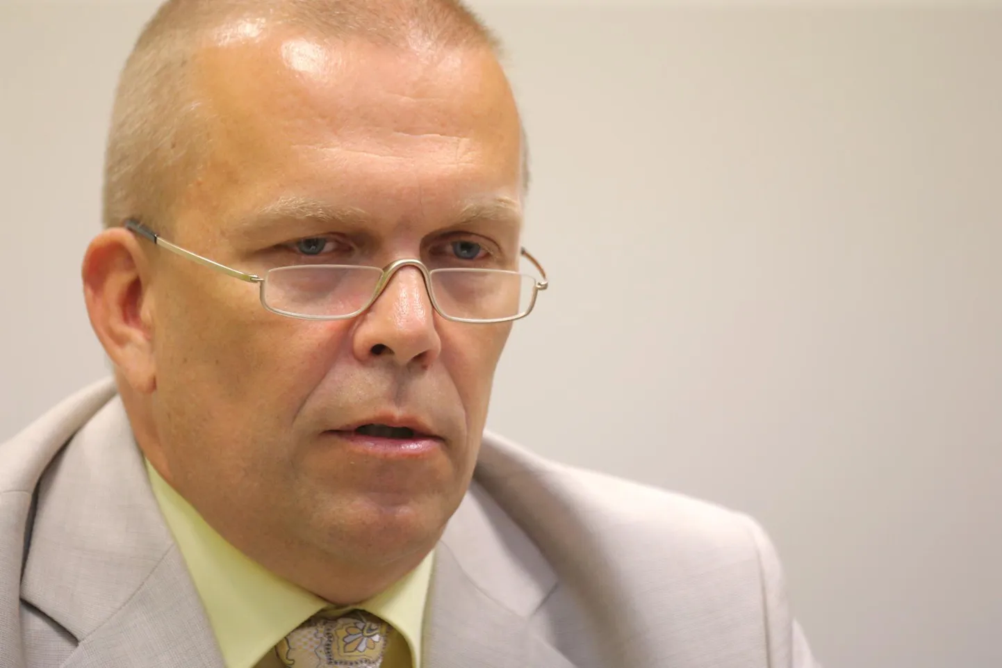 Ringkonnaprokurör Toomas Liival täitus eelmisel aastal 25 aastat prokuratuuri tööle asumisest ning see võib olla üks põhjustest, mis tunnustuse tõi.