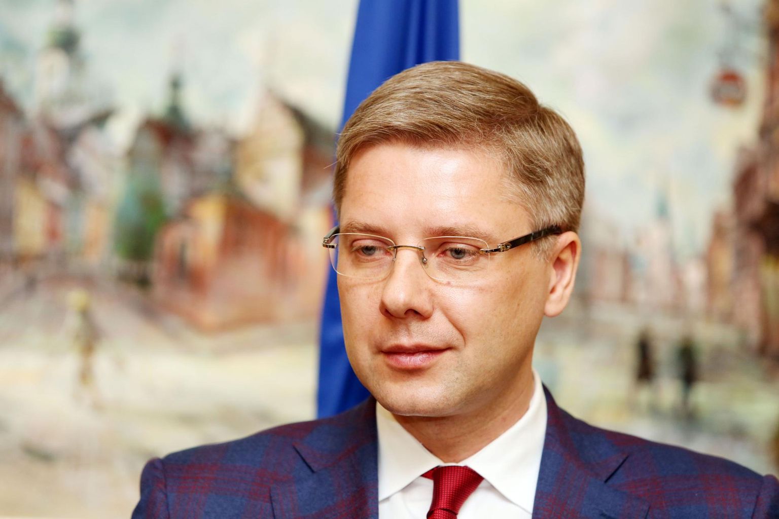 Nils Ušakovs vallandati aprilli alguses korruptsioonikahtluste tõttu Riia linnapea ametist. Ometigi on tal piisavalt toetajaid, et aidata mees europarlamenti. 