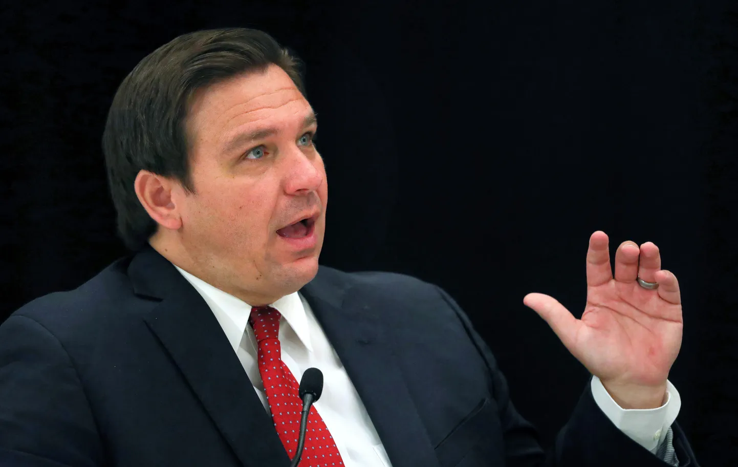Florida kuberner Ron DeSantis.