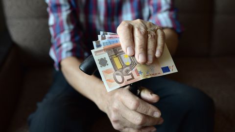 Pētījumā ieskicē, kāds varētu būt pensiju apmērs Latvijā 2060. gadā