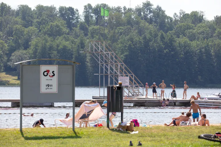 Вышка для прыжков в воду на озере Вильянди.