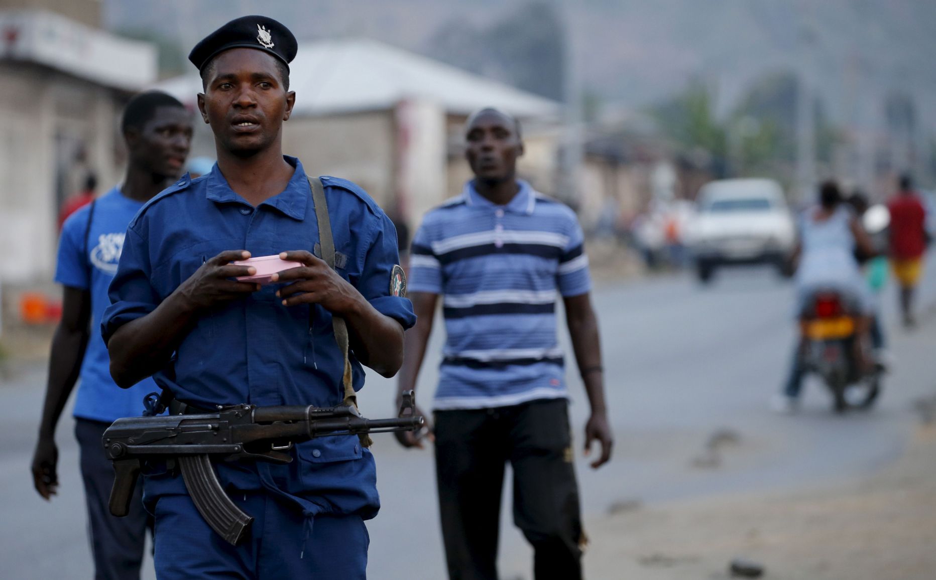Esiplaanil Burundi politseinik