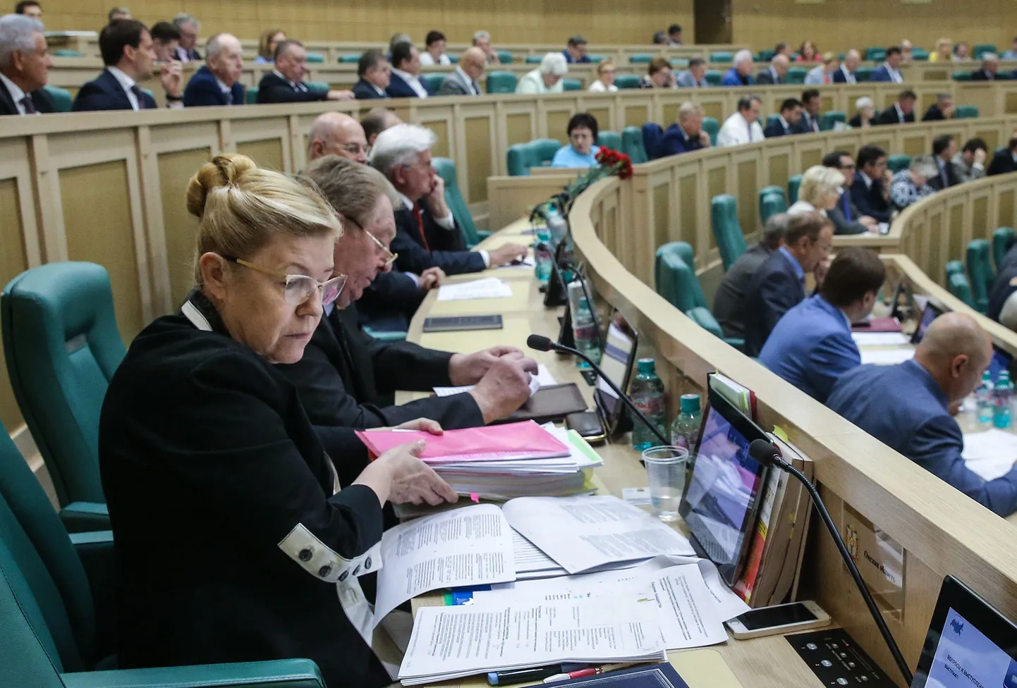 Jelena Mizulina duumaistungil.