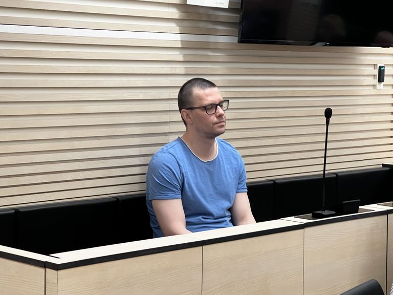 Александр Иванов в зале суда