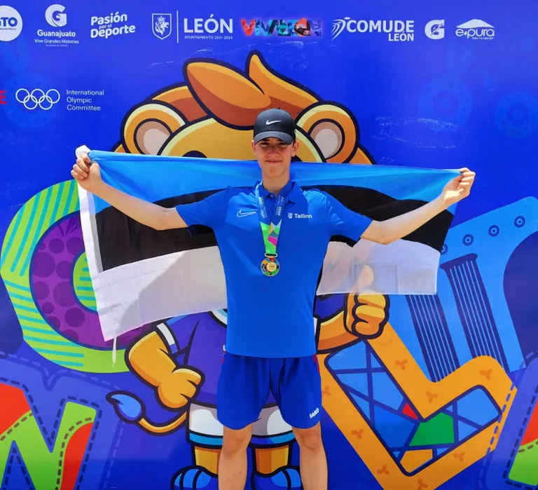 Святослав Московцев - чемпион Международных детских игр в Мексике.