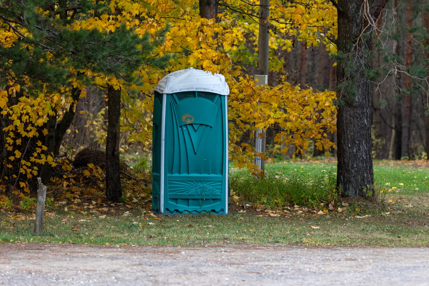 Välikäimla. Pilt on illustreeriv.