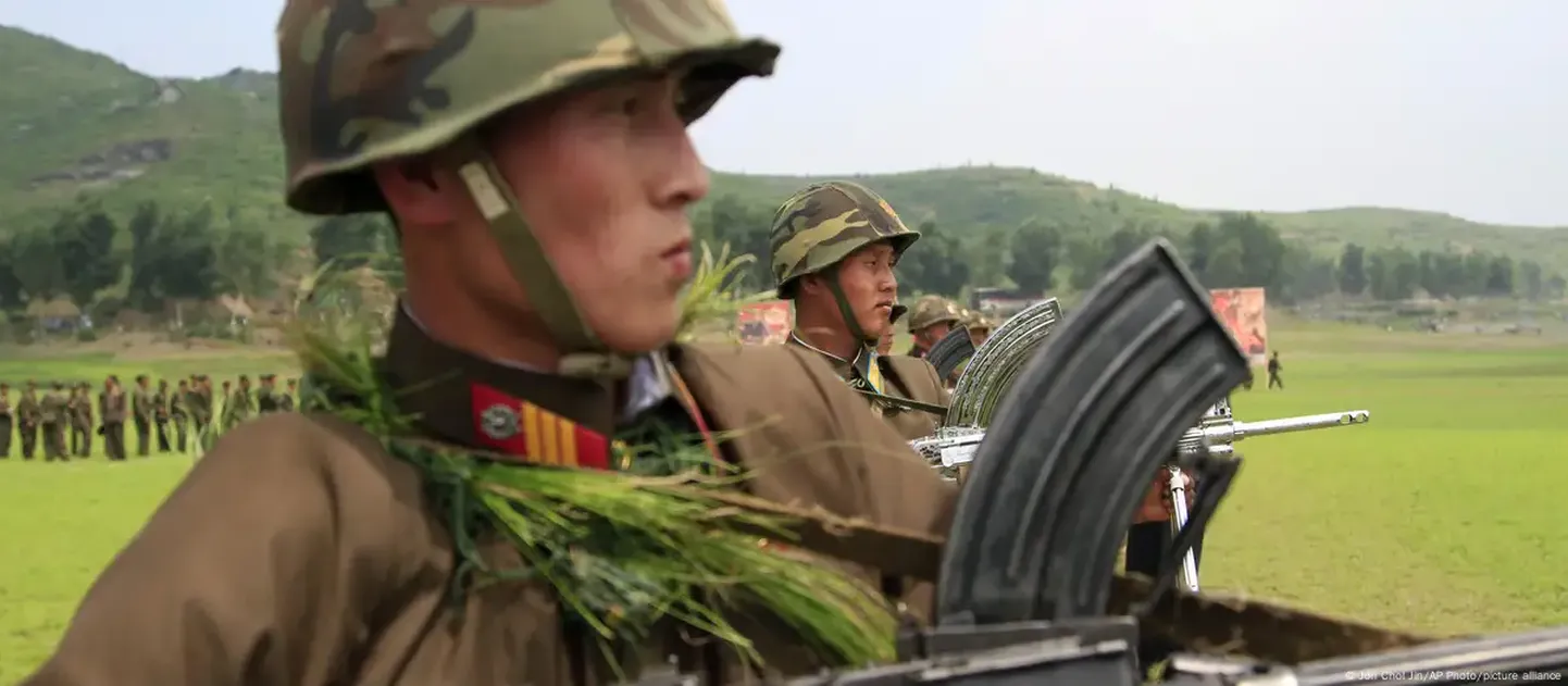 Северокорейские военнослужащие (фото из архива)