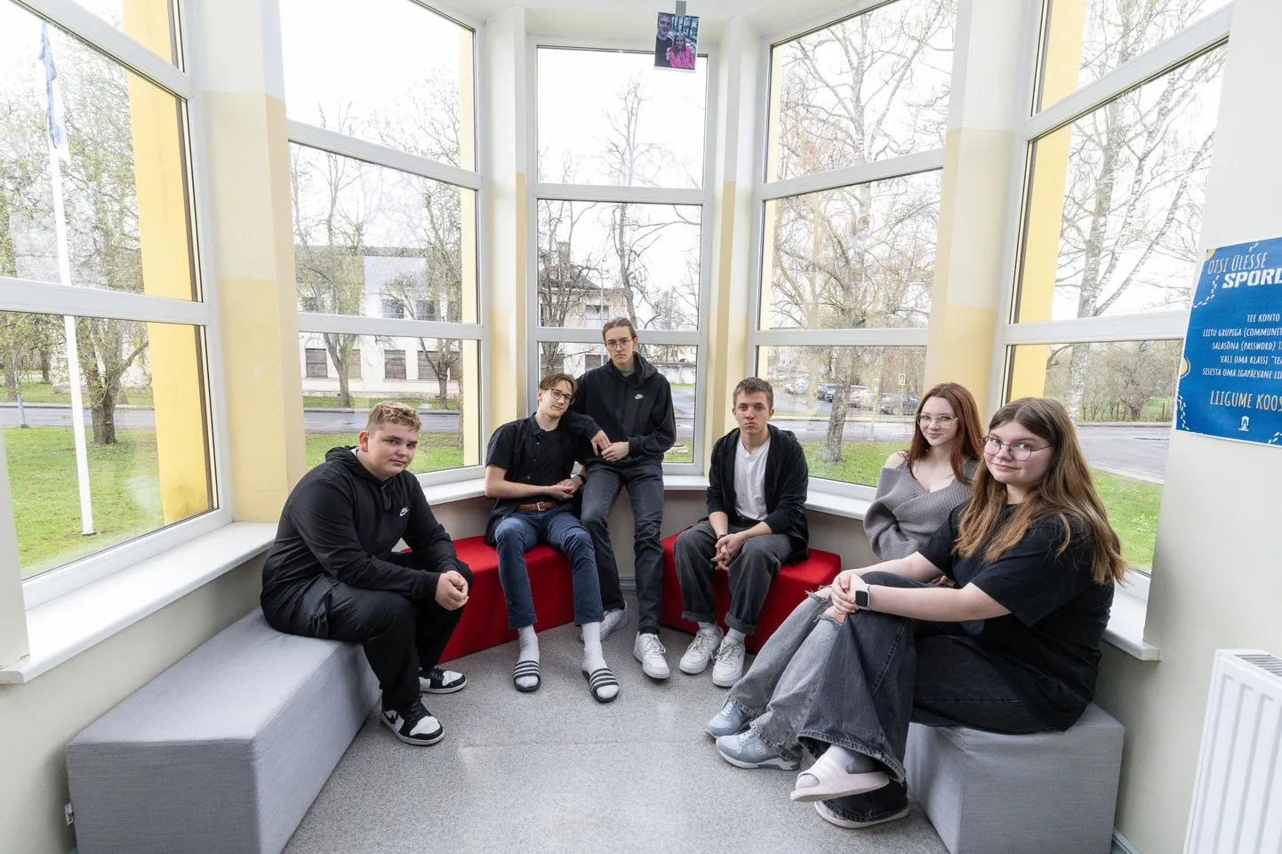 Deniss, Henrik, Tanel, Jürgen, Anastasia ja Lea Tapa valla gümnaasiumist kõnelesid avatult oma koolielust.