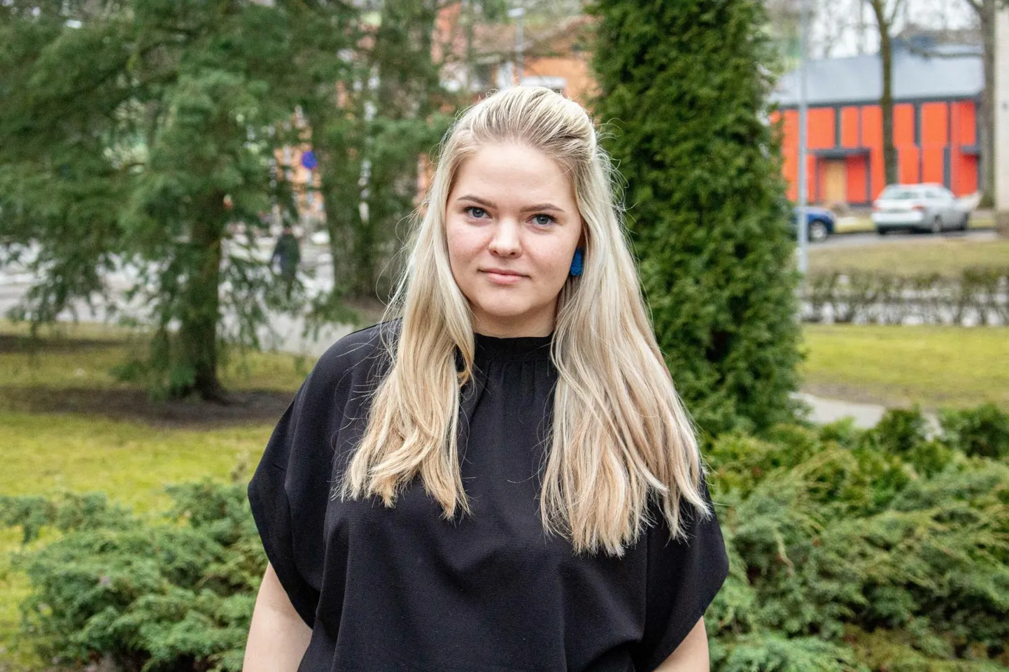 Valga vallaarhitekt Angeelika Saaron lausus, et huvialasid on tal palju, aga kõige suuremaks hobiks peab ta oma tööd, millest ei saa kunagi küll.