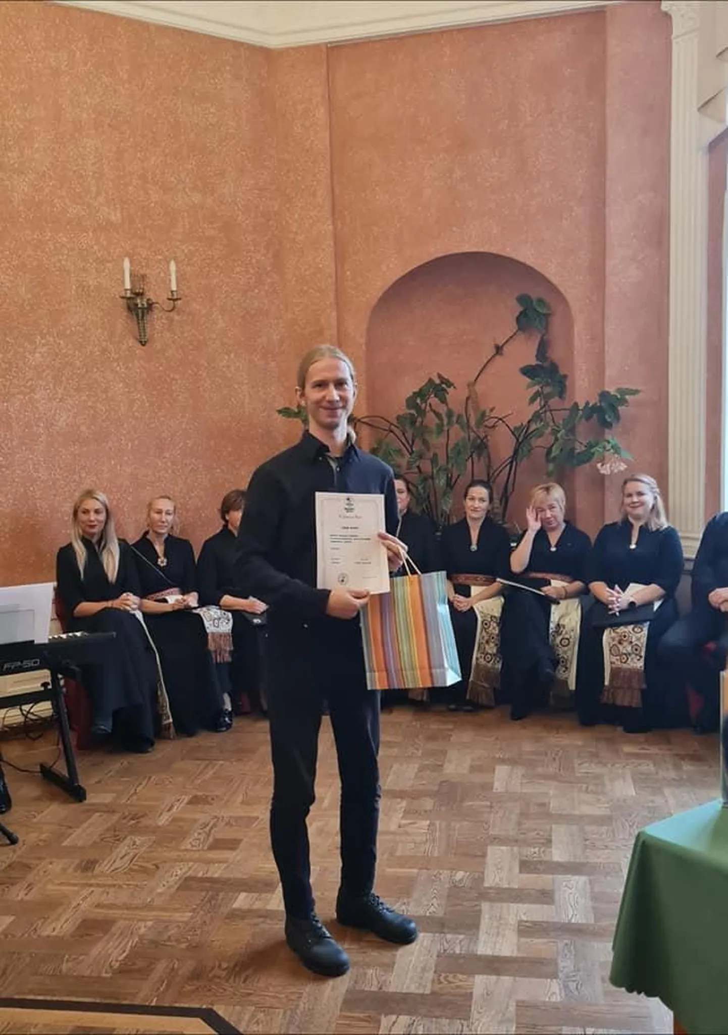 Hendrik Adamsoni nimelisel murdeluulevõistlusel sai teise koha Anti Lillak.