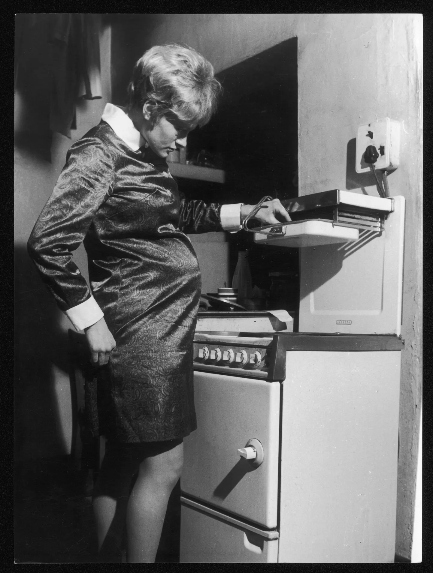 Rase naine 1960ndatel