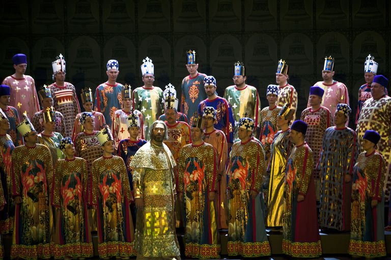 Ain Anger Modest Mussorgski ooperi «Boriss Godunov» nimiosas Berliini Deutsche Operis.