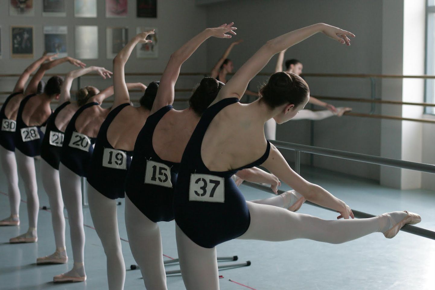 Palju filme: dokumentaal «Suvi tutu´s» räägib loo üheksast noorest tüdrukust, kes tahavad saada baleriiniks.