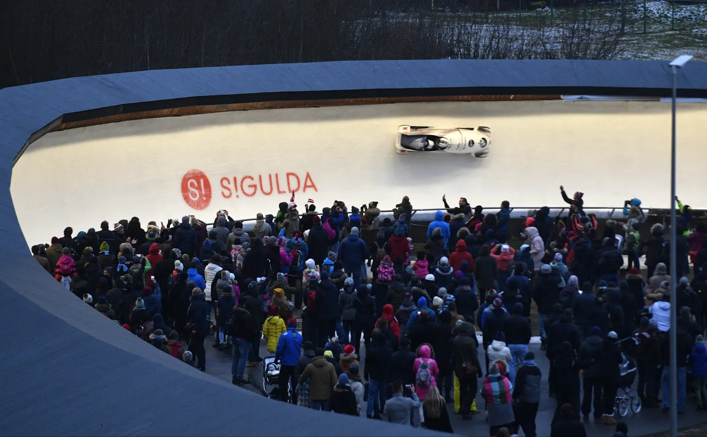 Fotojäädvustus detsembrist, kui Sigulda võõrustas bobisõidu MK-etappi.