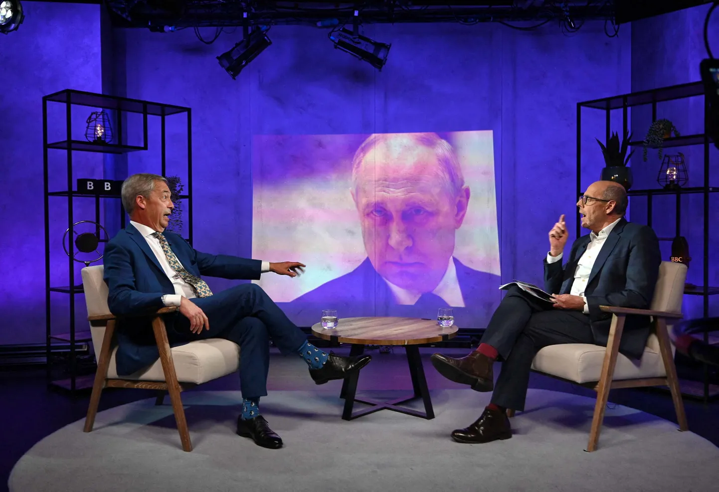 Nigel Farage andmas BBC usutlust Nick Robinsonile. 21. juuni 2024.