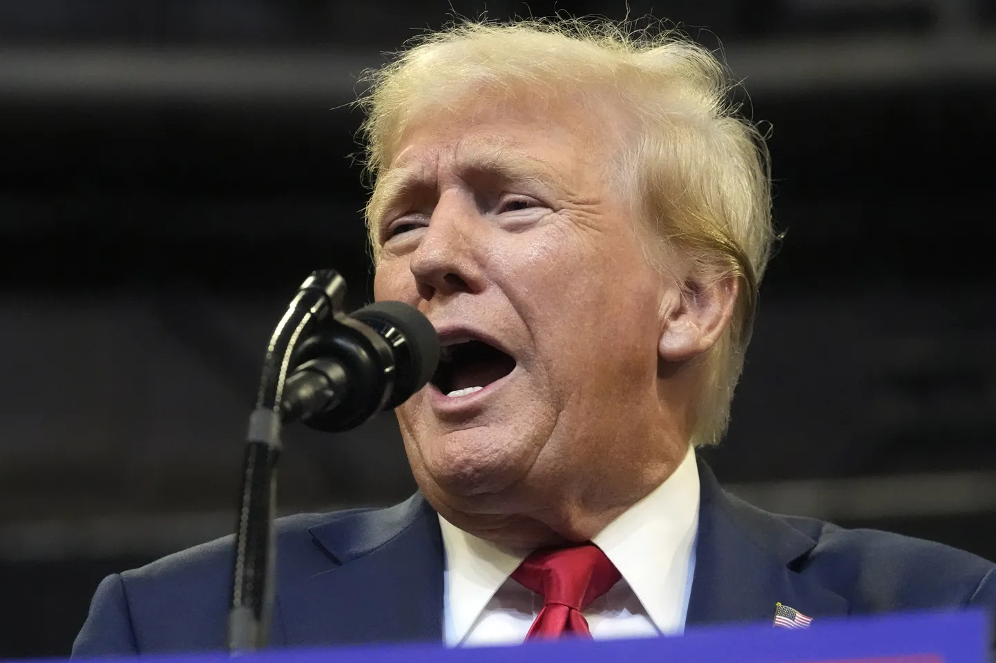 Vabariiklaste presidendikandidaat Donald Trump kõnelemas kampaaniaüritusel Bozemanis.