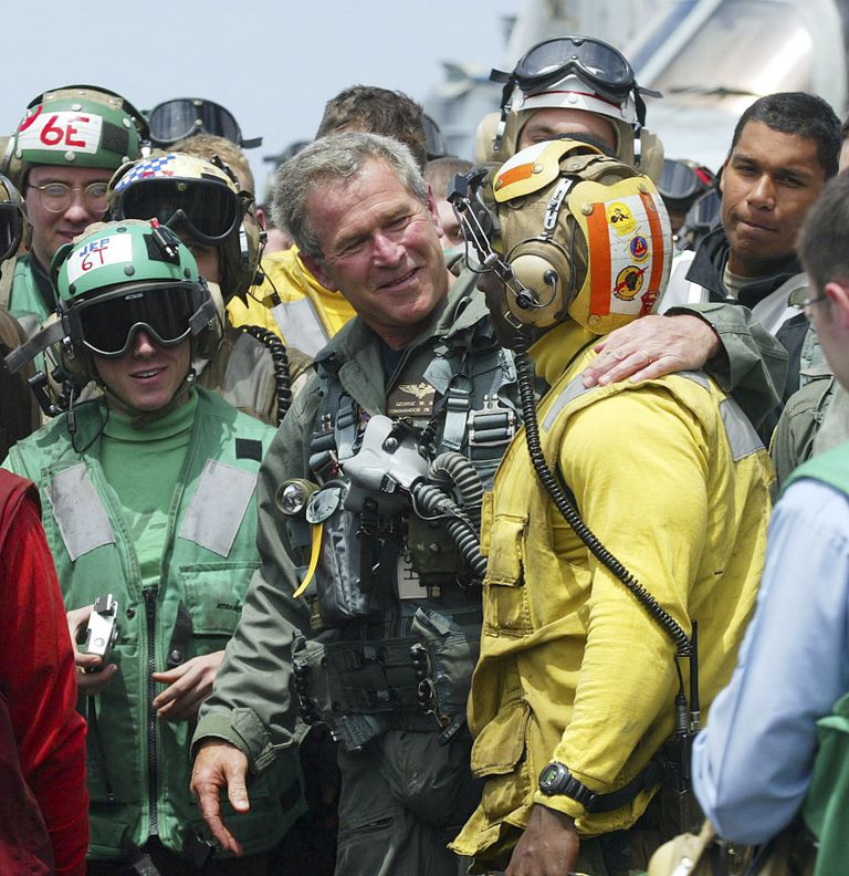 Toonane USA president George W. Bush 2003. aasta 1. mail, mil ta pidas oma kõne, kus arvas ekslikult, et suurem sõjategevus Iraagis on möödas. Foto: NYT/Scanpix