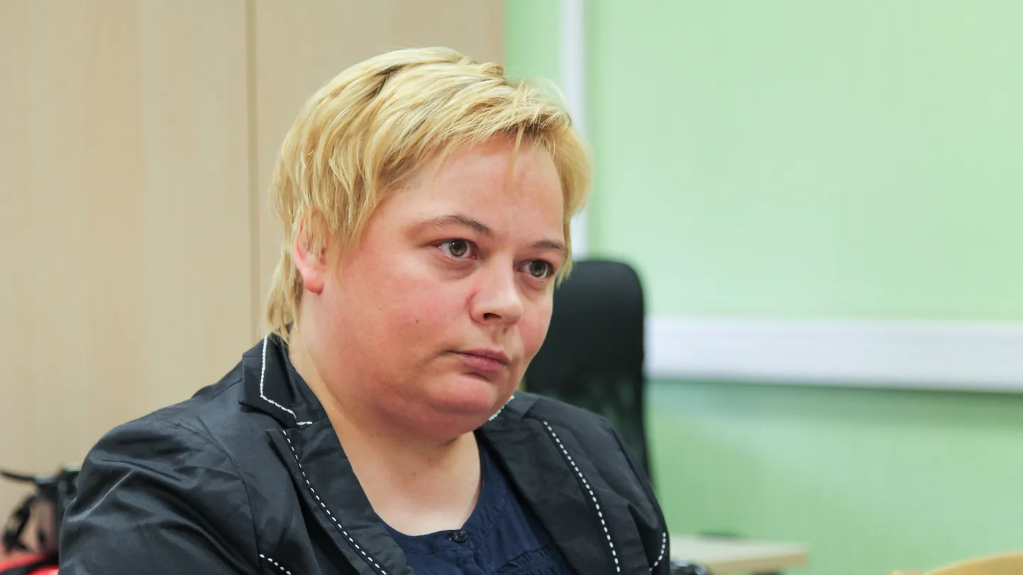 Valga linnavalitsuse sotsiaalabiameti juhataja Meeli Tuubel tõi suure probleemina välja, et tihtipeale info abivajajateni ei jõua.