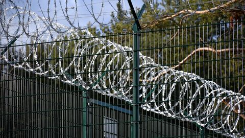 Trešdien Latvijā uzņemti četri nelegālie migranti humānu apsvērumu dēļ