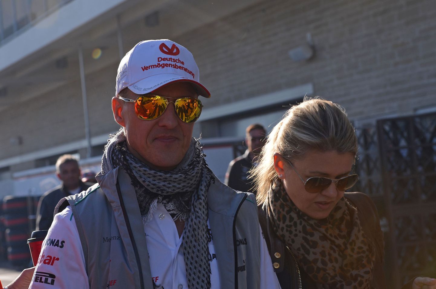 Michael Schumacher 2012. aastal Austinis koos naise Corinnaga.