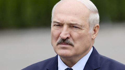 Лукашенко: Белоруссия может закрыть границы для западных стран