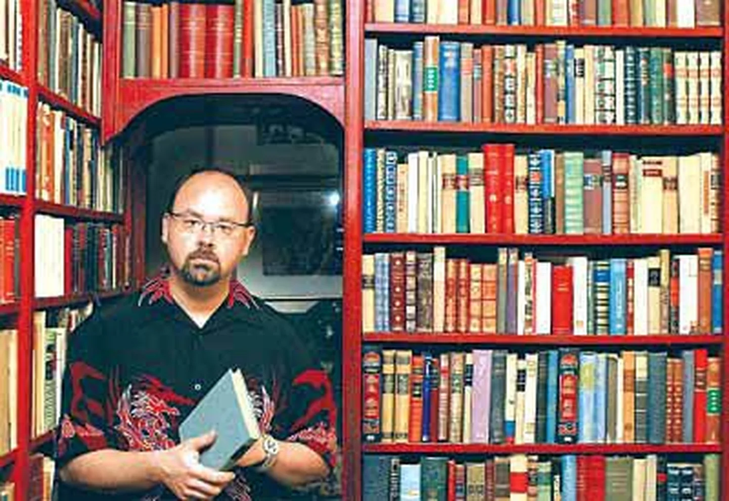 Carlos Ruiz Zafón keset raamatuid.