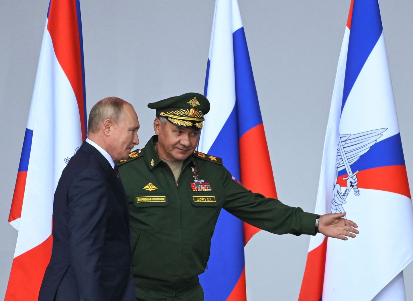 Vene kaitseminister Sergei Šoigu koos president Vladimir Putiniga.