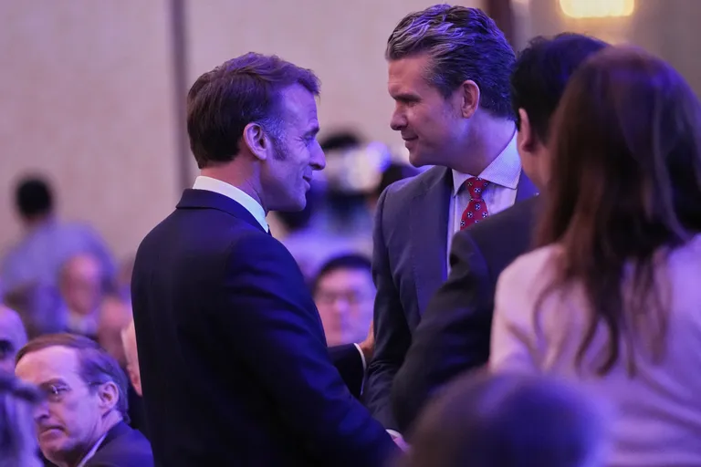 Teiste seas osales konverentsil ka Prantsuse president Emmanuel Macron, kes sel nädalal tegi ringreisi mitmes Aasia riigis eesmärgiga suurendada Prantsusmaa jalajälge regioonis.