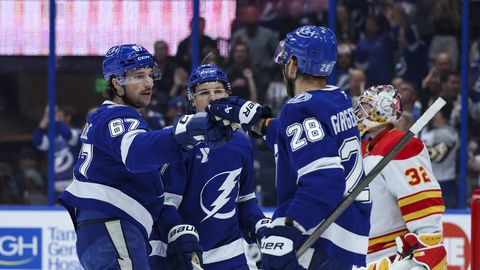 Girgensons gūst 200. rezultivitātes punktu NHL karjerā