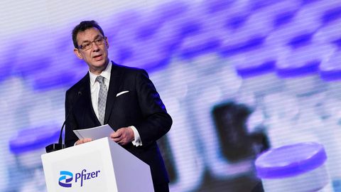 Готовимся к ежегодной вакцинации? ЕС закажет у Pfizer еще 1,8 миллиарда доз