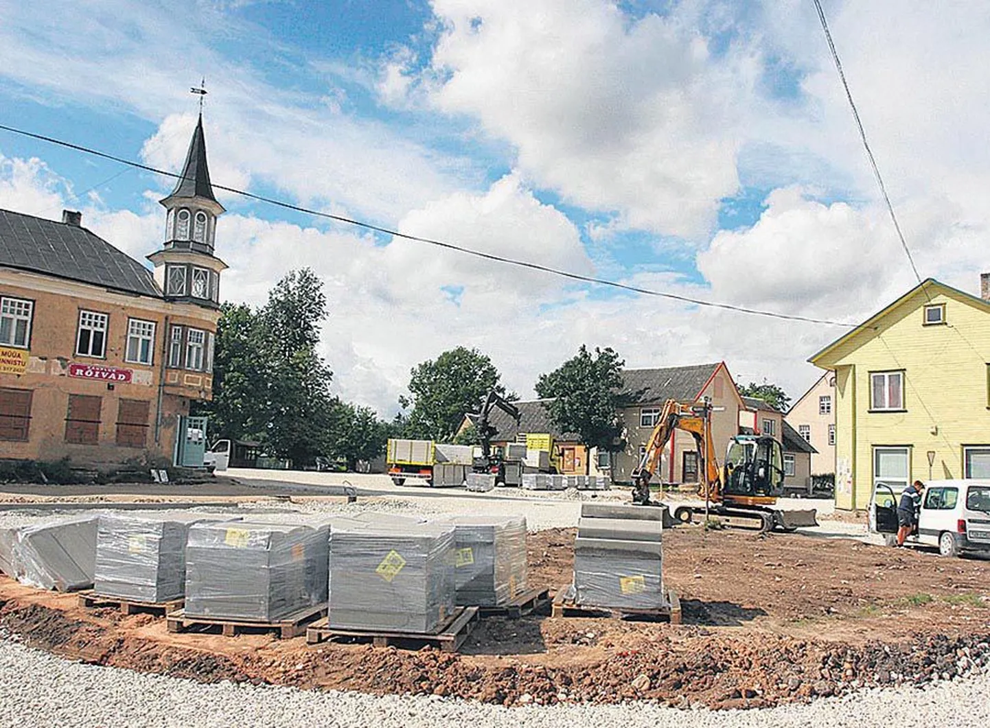 Vetemängu asukohaks on vald planeerinud torniga maja ja bussijaama vahele loodud platsi.