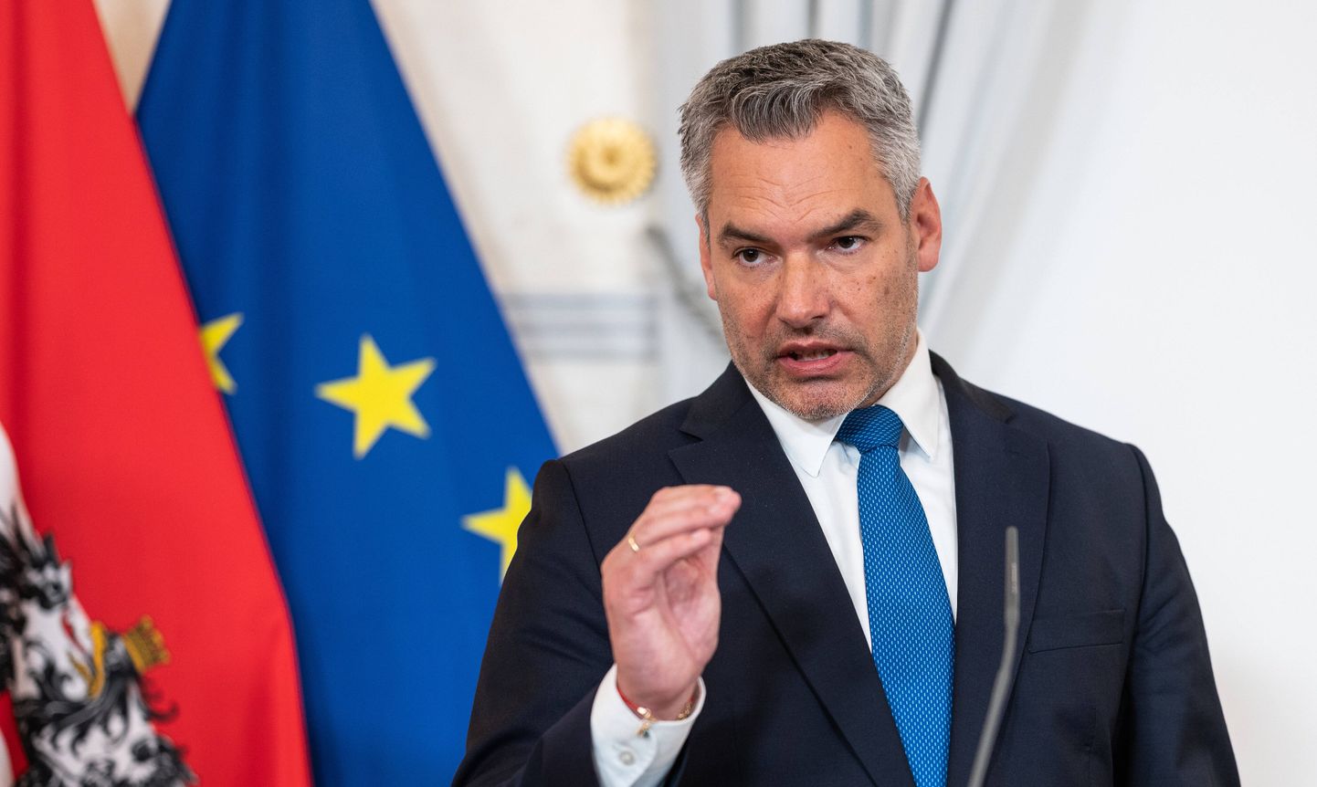 Austria siseminister Karl Nehammer nimetati uueks kantsleriks.