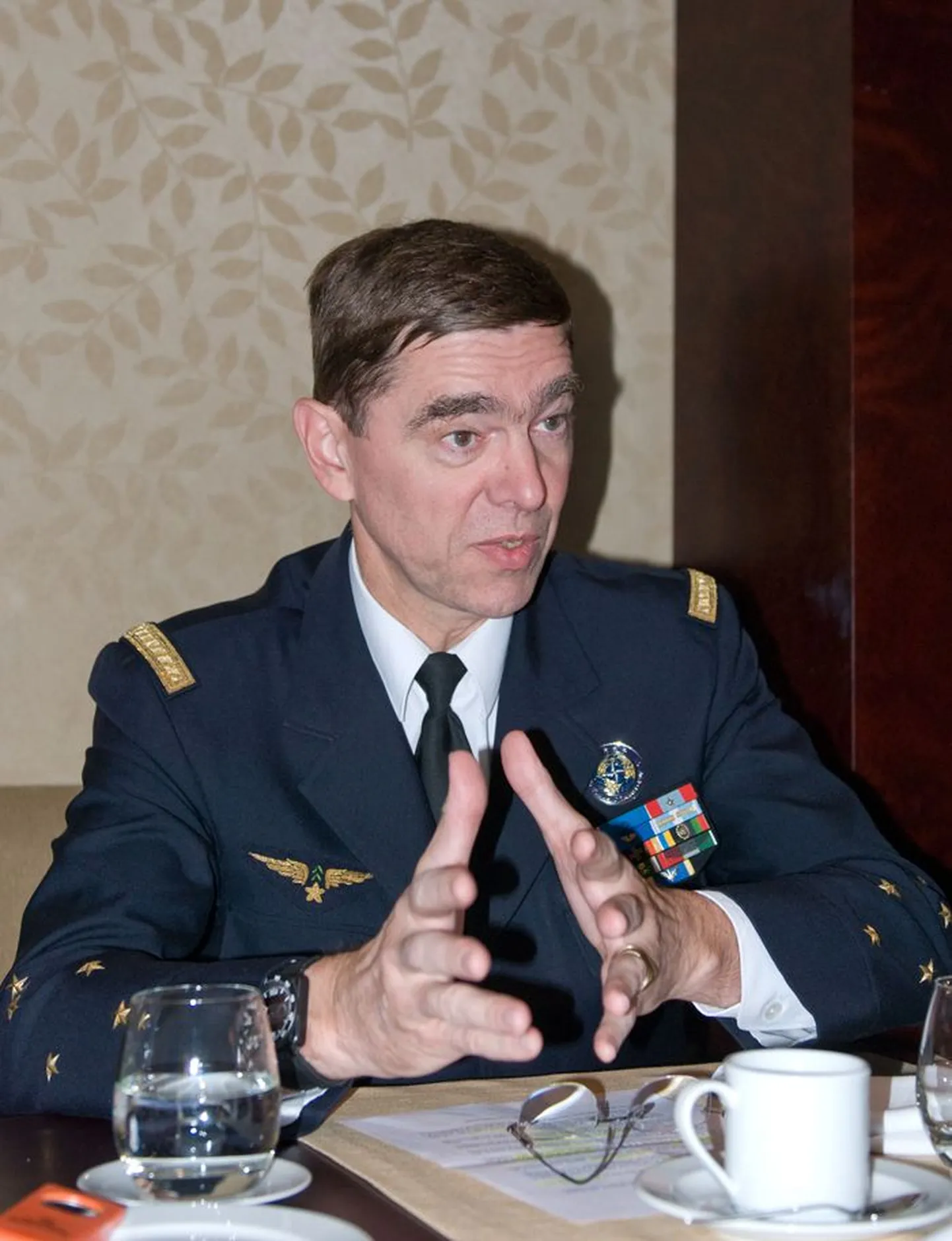 NATO arendusväejuhatuse ülema kindral Stéphane Abriali sõnul osaleb Tallinna küberkaitsekeskuses alliansi seda tüüpi asutuse kohta rekordiliselt palju riike.