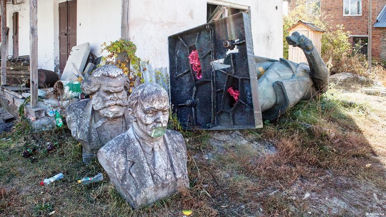 Демонтированные в Украине памятники после принятия закона о декоммунизации