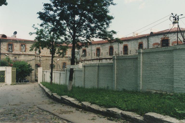 Центральная или Батарейная тюрьма. 1990-е годы.