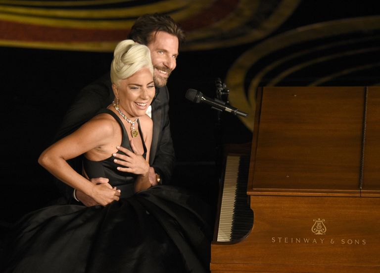 Lady Gaga ja Bradley Cooper esinemas Oscari-galal