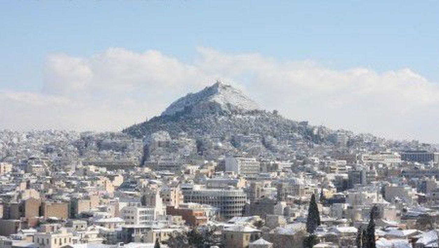 Вид на столицу Греции Афины.
