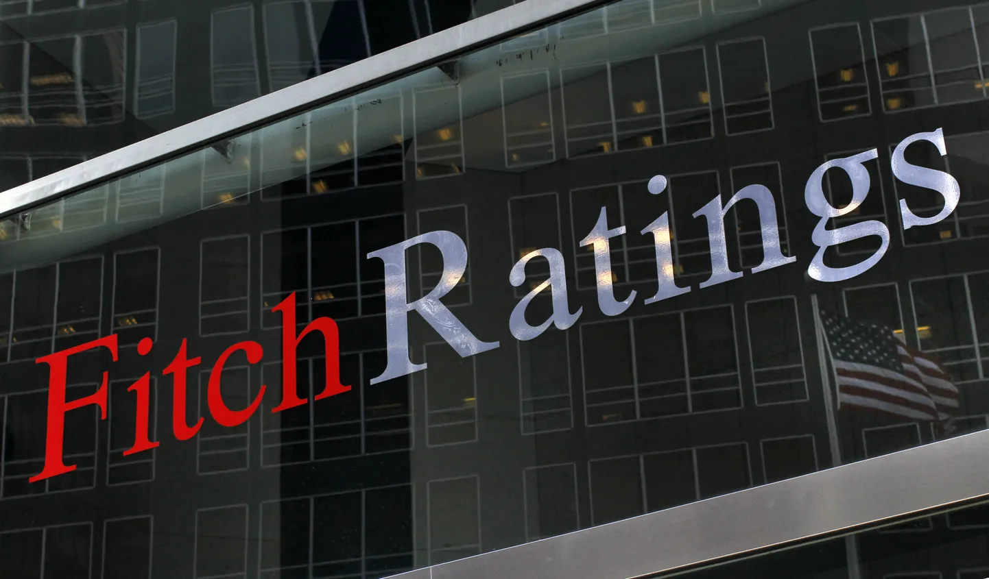 Fitch Ratings peakontor New Yorgis.
