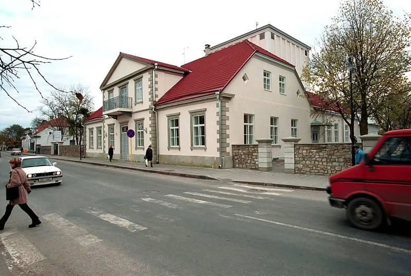 Pildil on Kuressaare kesklinn.