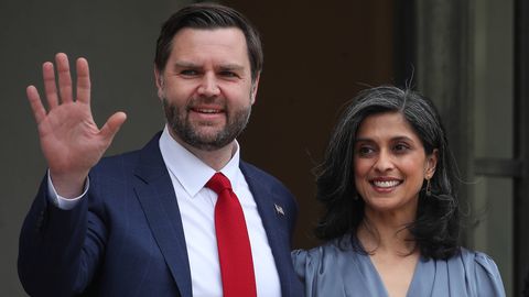 JD Vance's planned move to Middleburg sparks local unease
