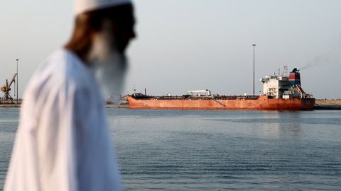 Iraan nõuab Hormuzi väinal laevadelt maksu ka vaherahul