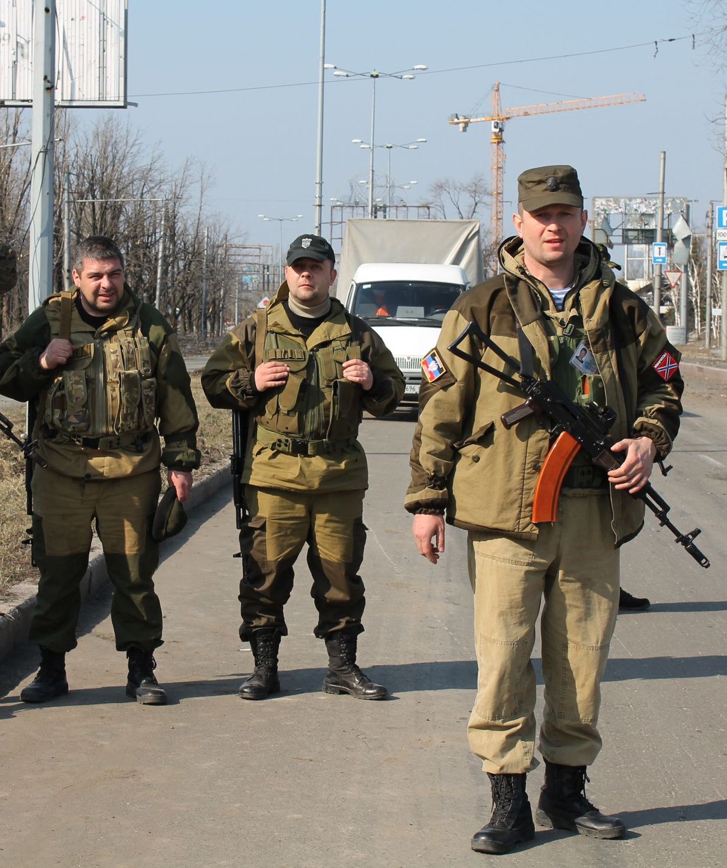 Omakaitseväelased Donetskis.