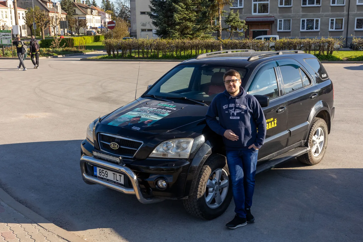 Oleksandr Andriushyn peagi Ukraina sõjatandrile suunduva maasturiga.