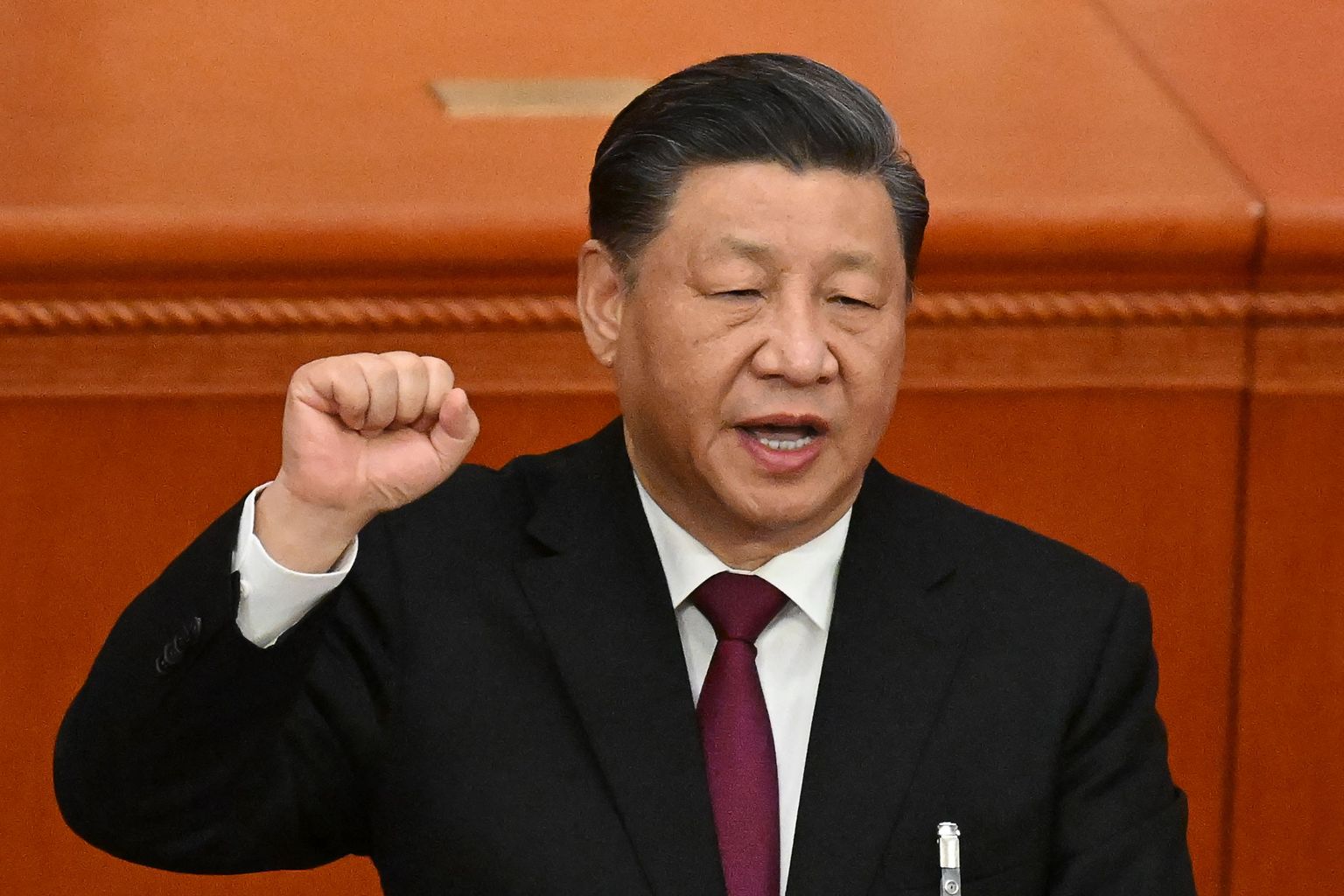 Hiina president Xi Jinping 10. märtsil 2023 parteikongressil ametivannet andmas.