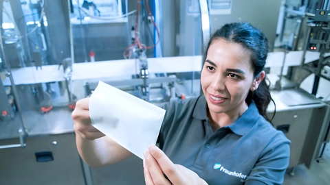 Saksa teadlased leiutasid laseri abil paberit liimivat meetodit