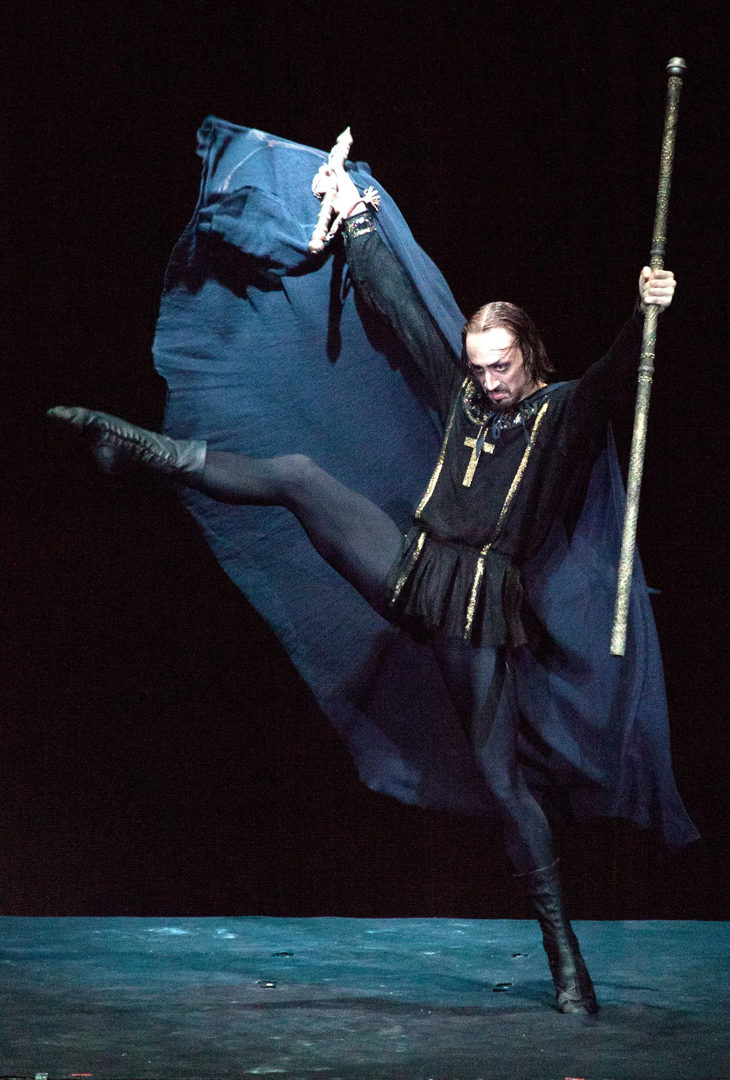 Suure Teatri balletiartist Pavel Dmitritšenko, kelle kodu otsiti täna läbi seoses jaanuaris aset leidnud happerünnakuga.