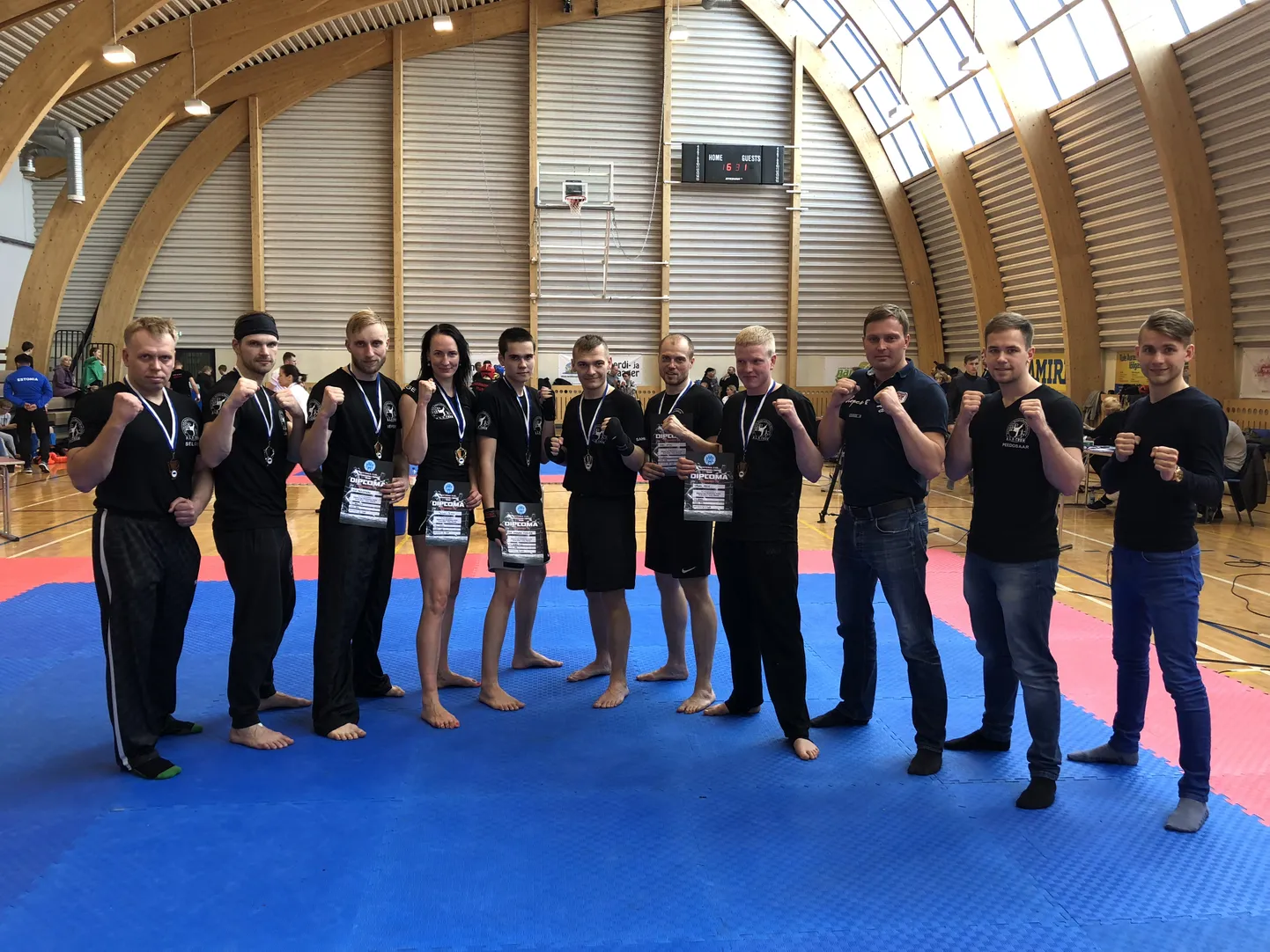 A.L.O. Crew spordiklubi esindajad Eesti karikavõistlustel.