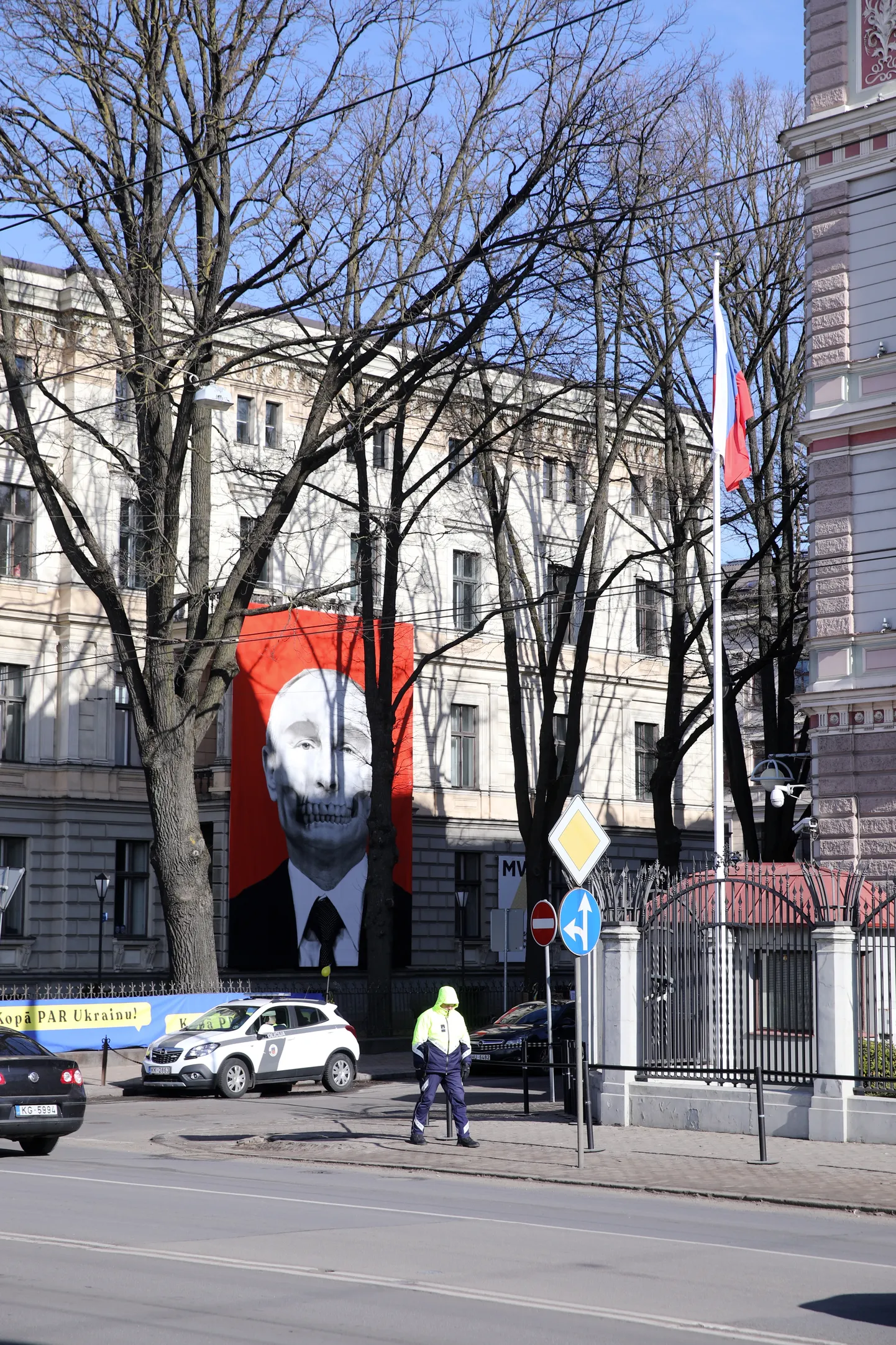 Krievijas vēstniecība un Paula Stradiņa Medicīnas vēstures muzejs.